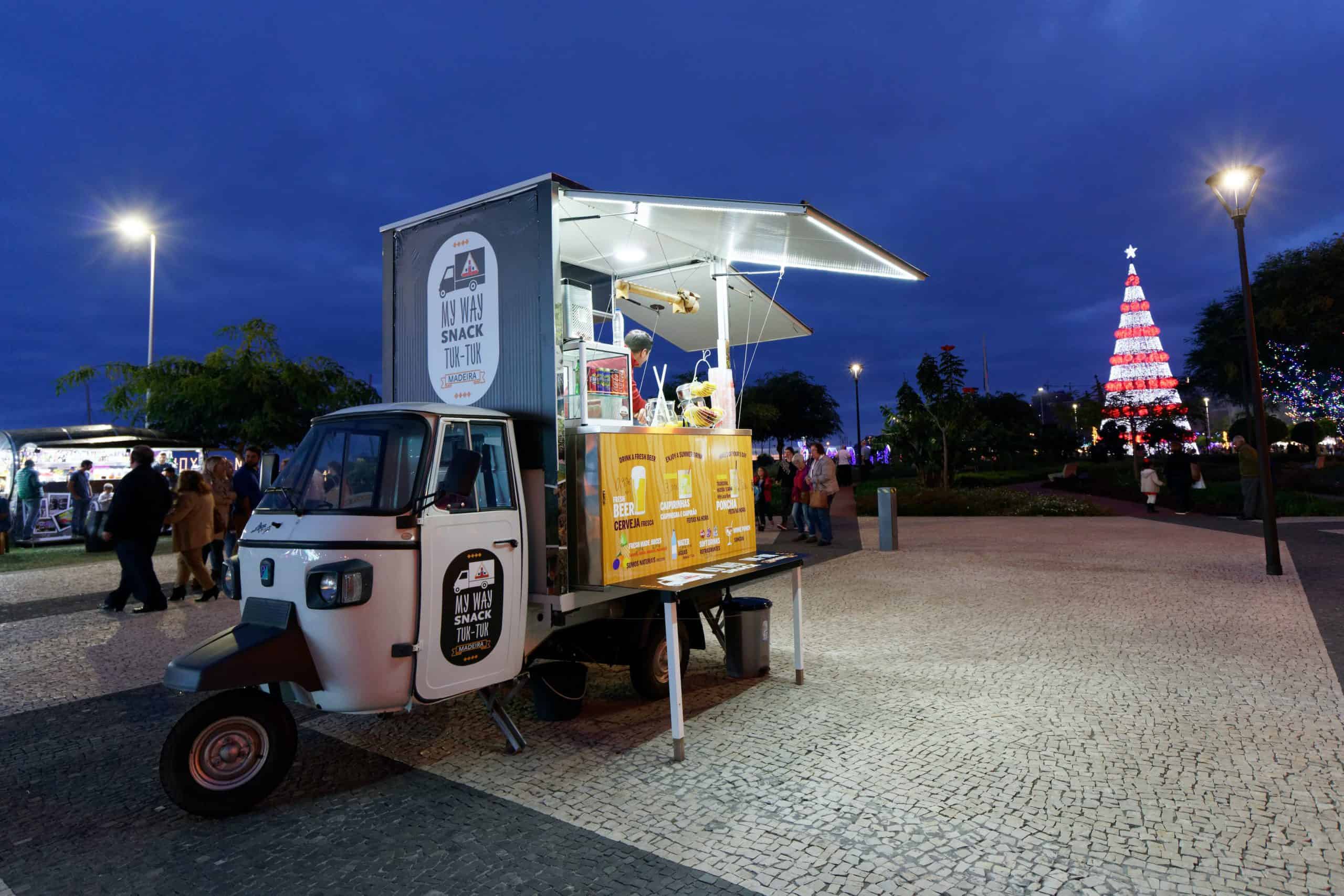 food truck at night with online ordering